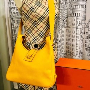 💯HERMES Tsako Shoulder/ Sling bag